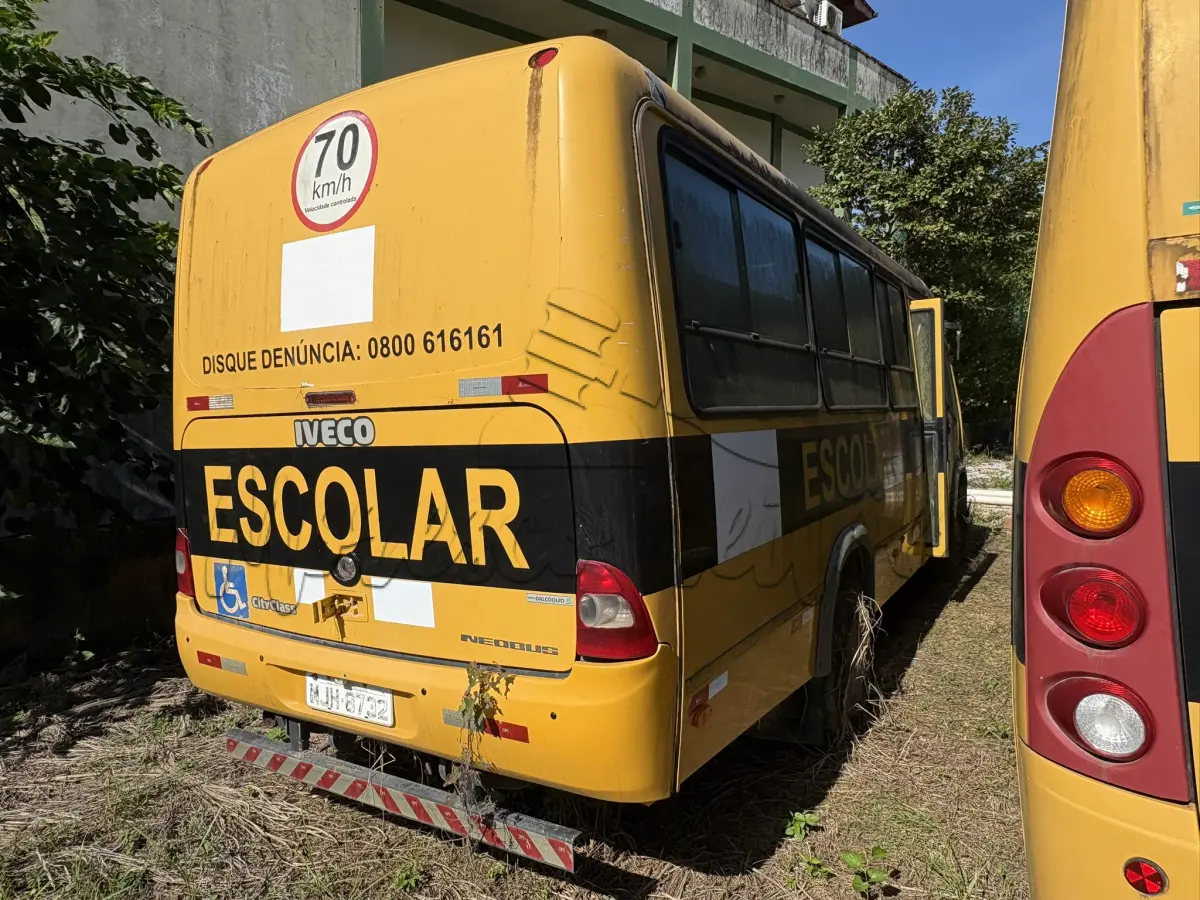 LOTE 017 - Micro Ônibus