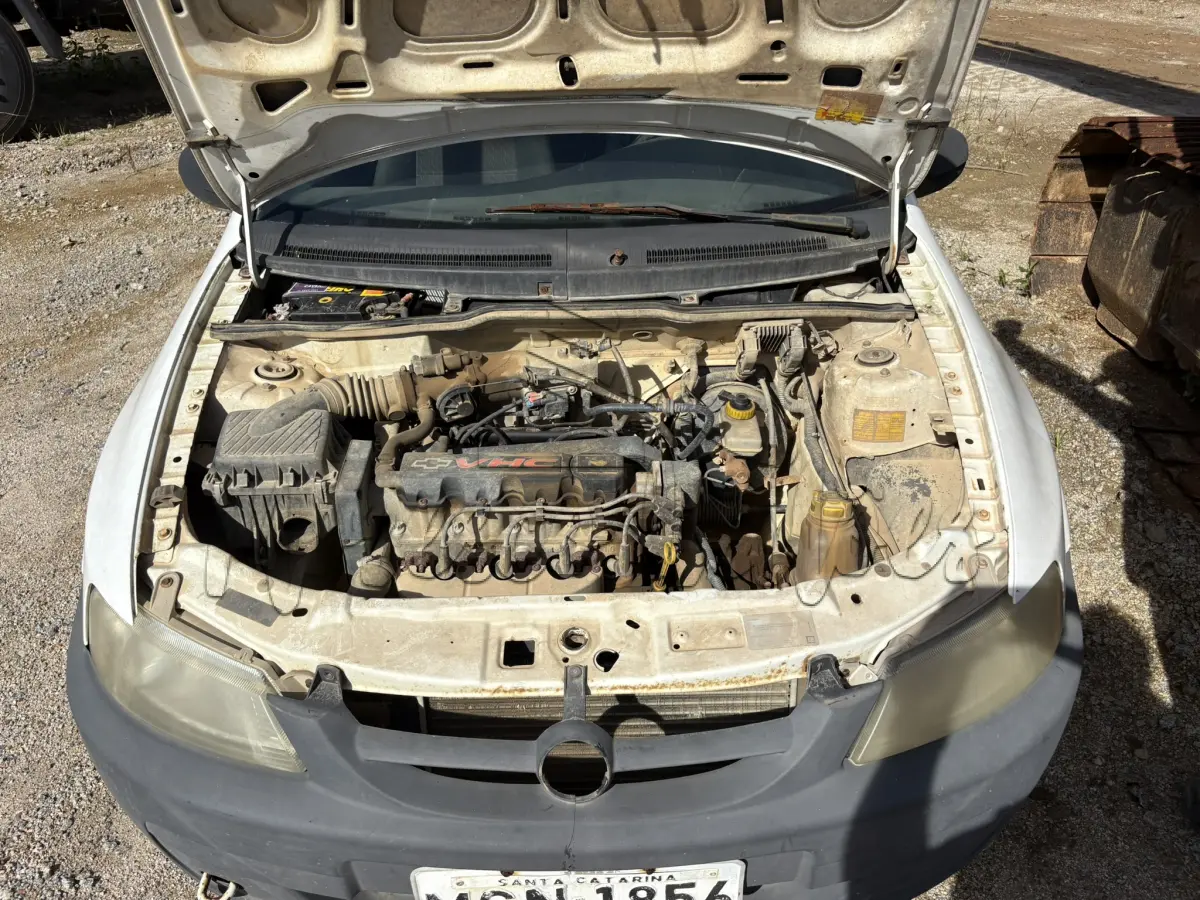 LOTE 014 - Automóvel