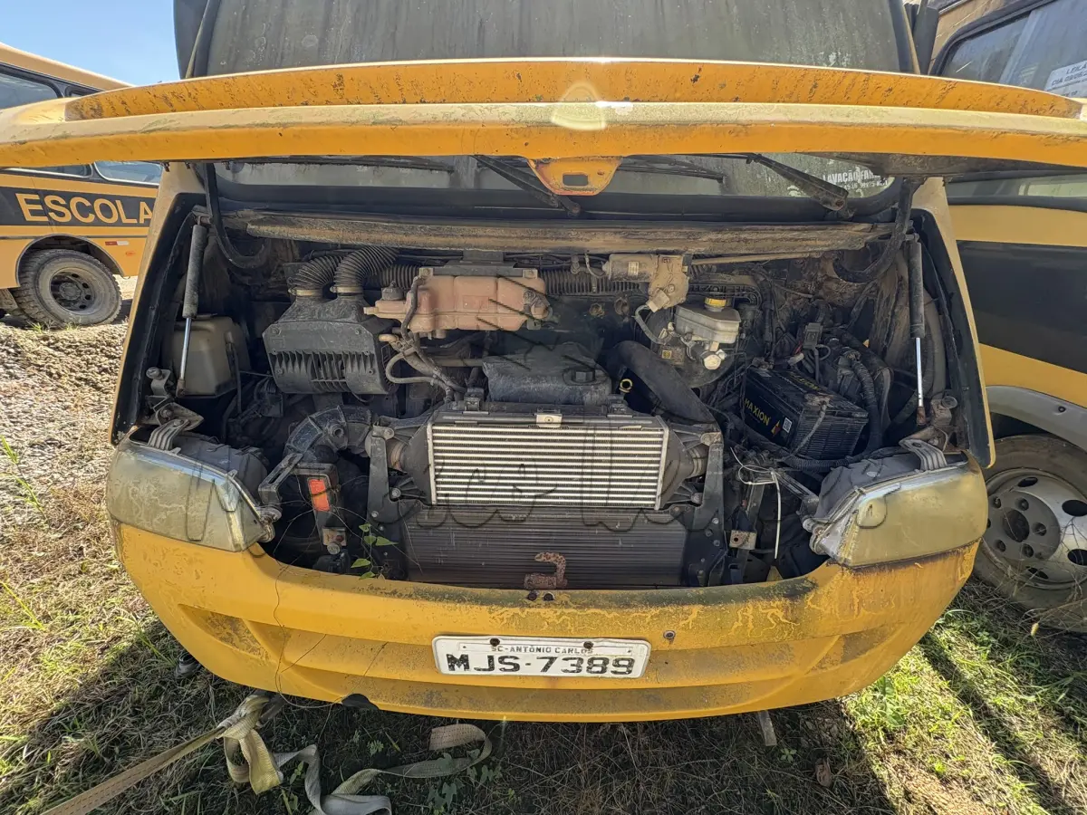 LOTE 009 - Micro Ônibus