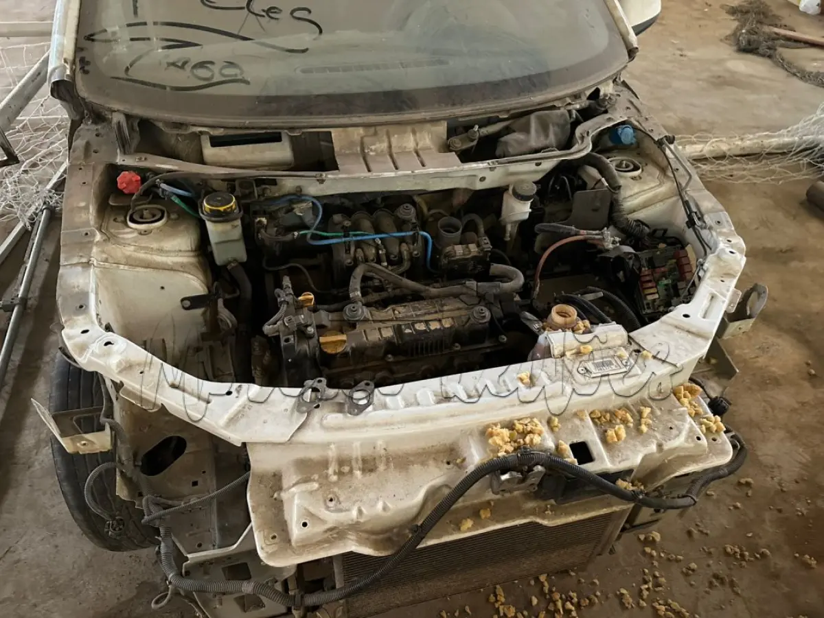 LOTE 001 - Automóvel