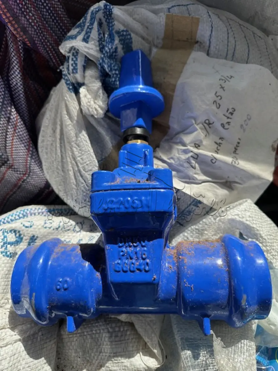 LOTE 001 - MATERIAL HIDRÁULICO COM DIVERSAS PEÇAS