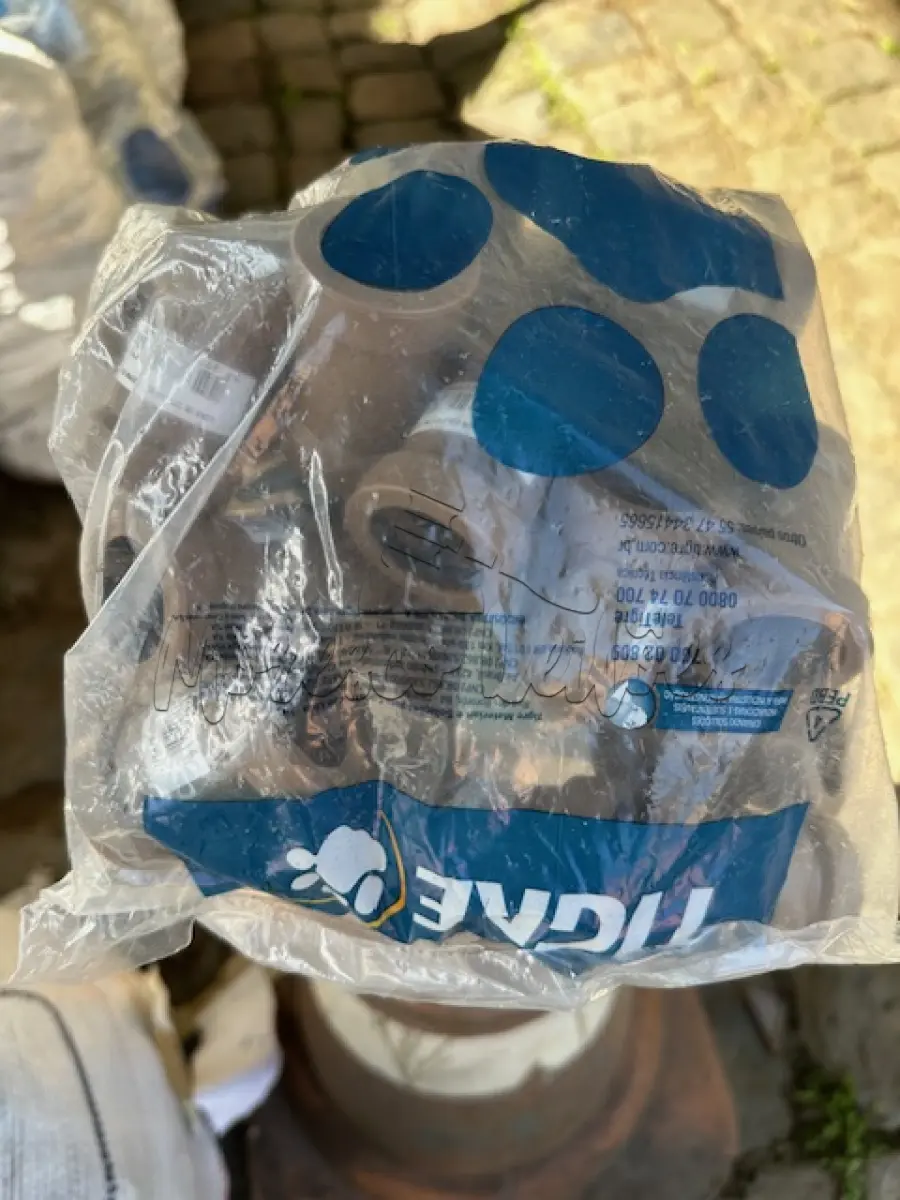 LOTE 001 - MATERIAL HIDRÁULICO COM DIVERSAS PEÇAS