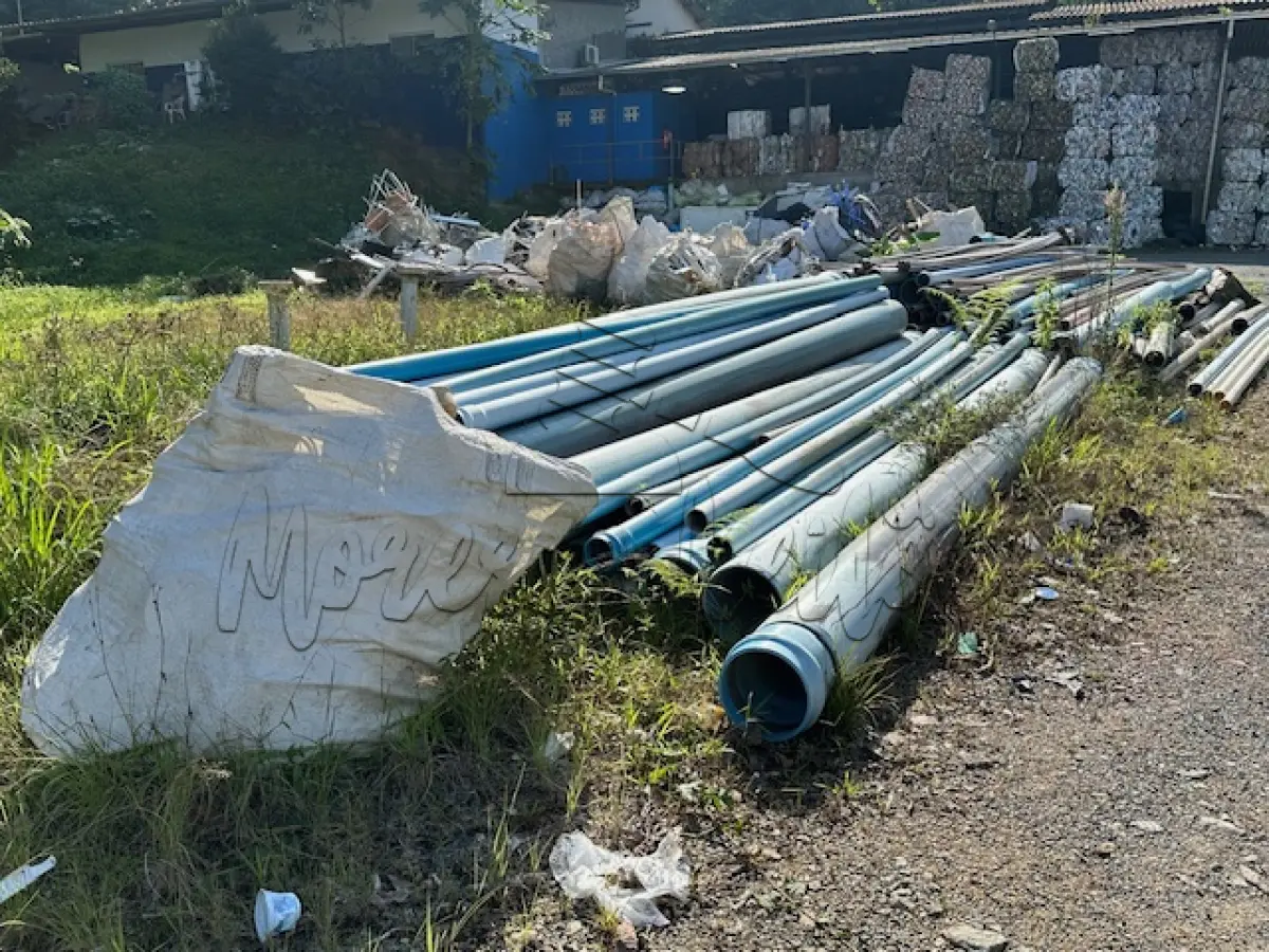 LOTE 002 - MATERIAL HIDRÁULICO COM DIVERSAS PEÇAS