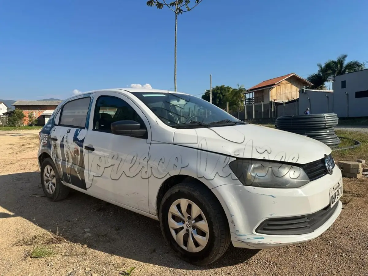 LOTE 018 - Automóvel