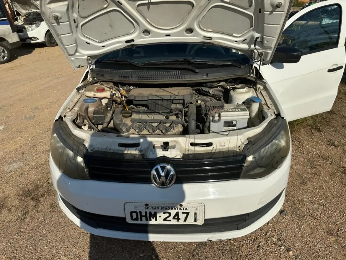 LOTE 018 - Automóvel