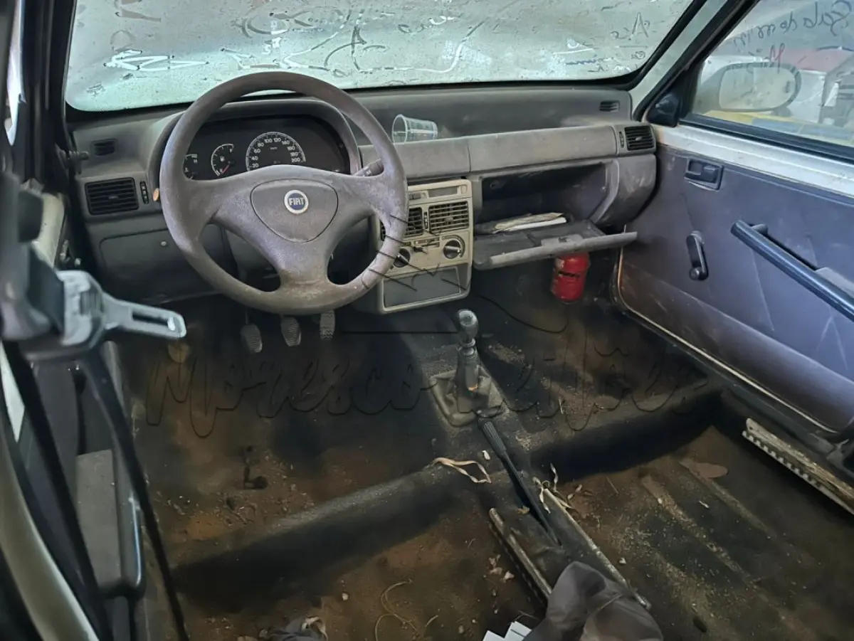 LOTE 002 - Automóvel