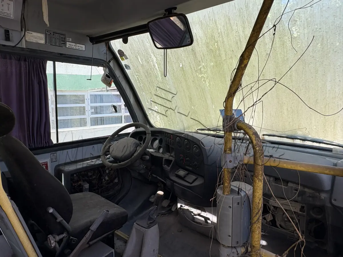 LOTE 017 - Micro Ônibus