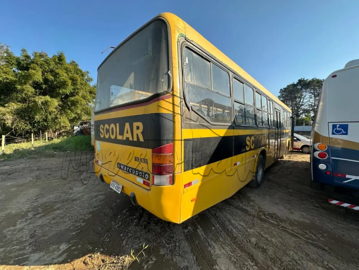 LOTE 024 - Ônibus