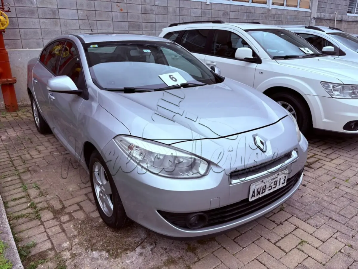 LOTE 006 - Automóvel