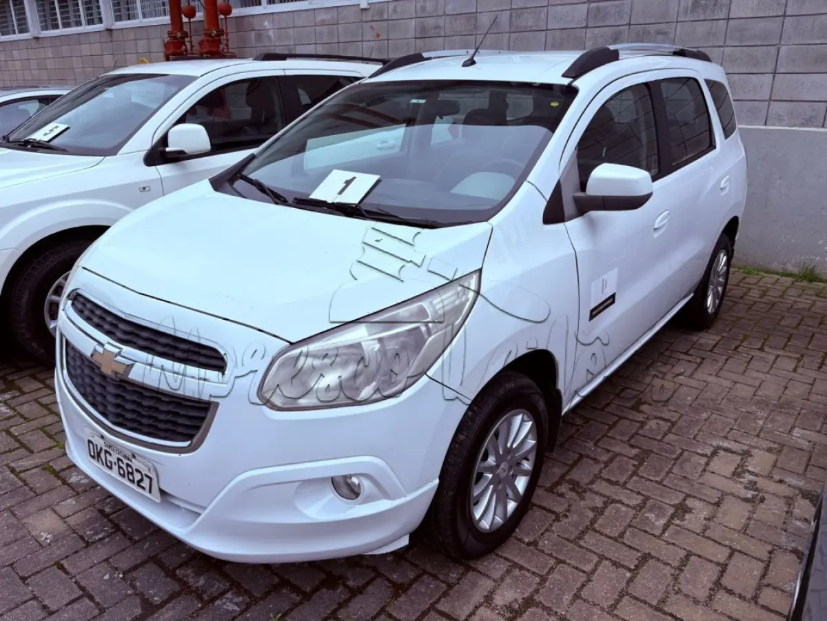 LOTE 001 - Automóvel