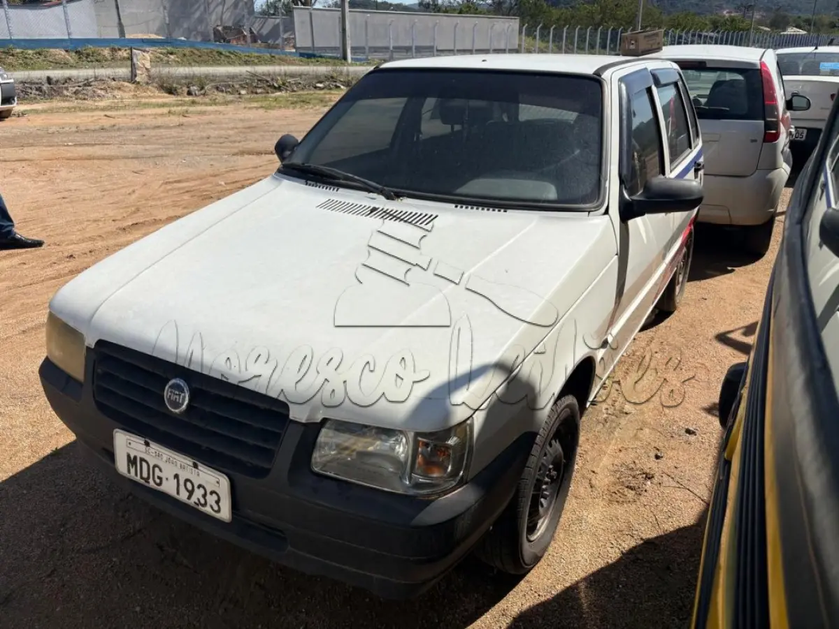 LOTE 021 - Automóvel