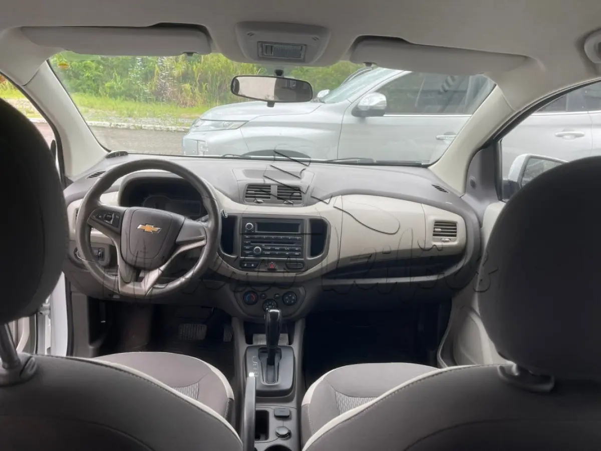 LOTE 001 - Automóvel