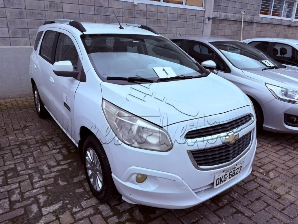 LOTE 001 - Automóvel