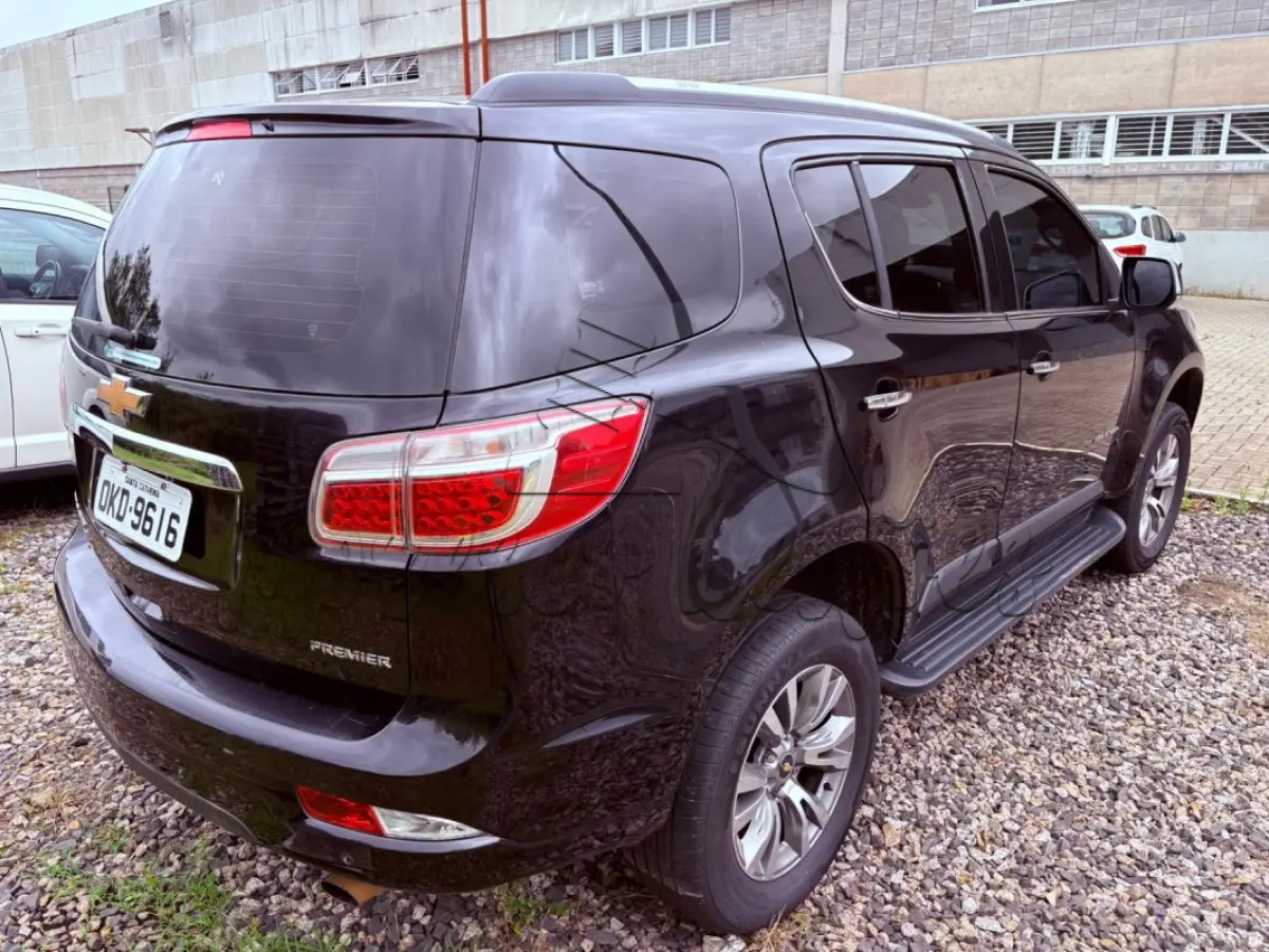 LOTE 002 - Caminhonte