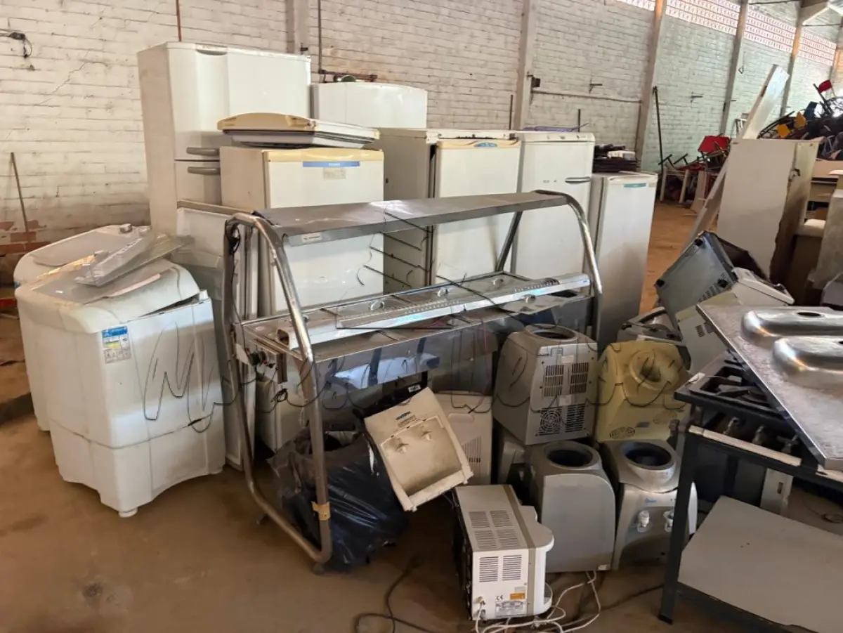 LOTE 034 - Eletrodomésticos