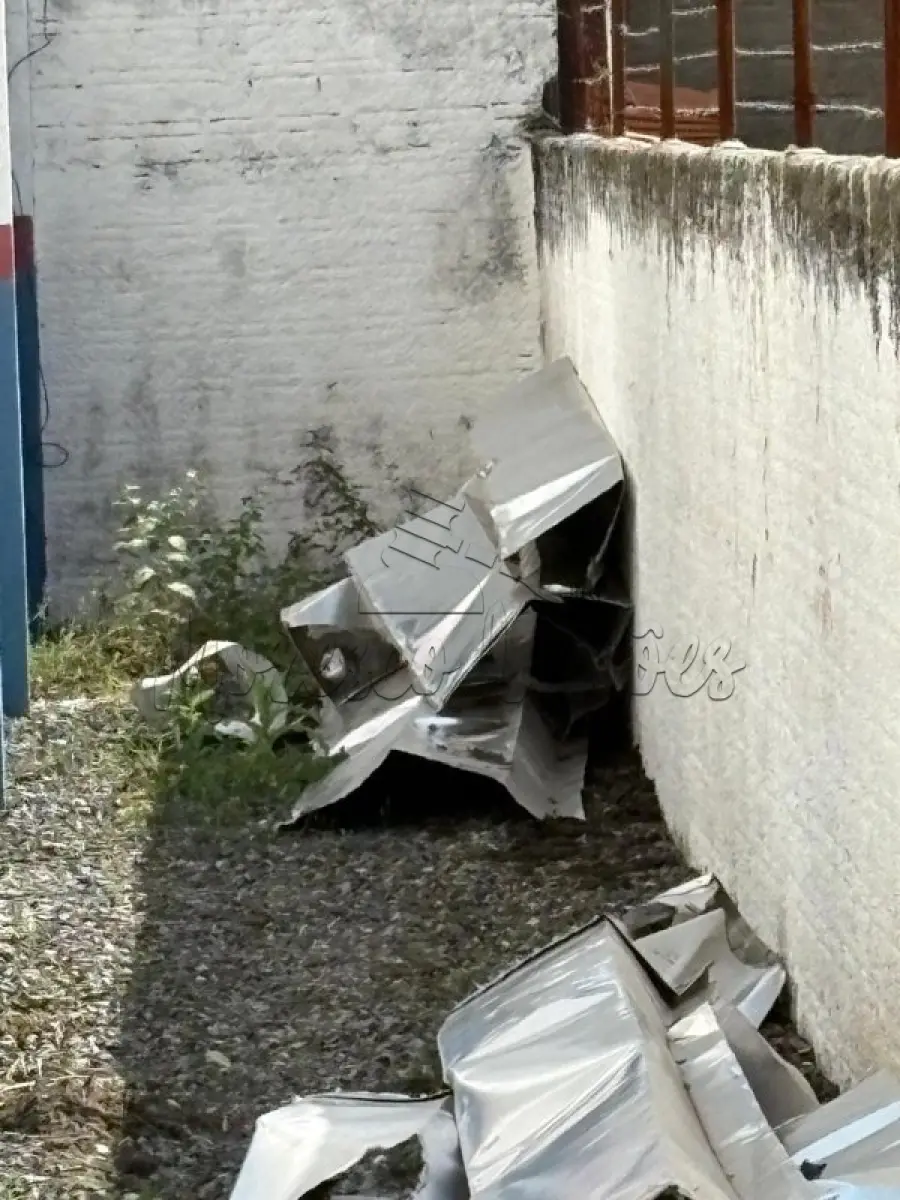 LOTE 031 - Mobiliários