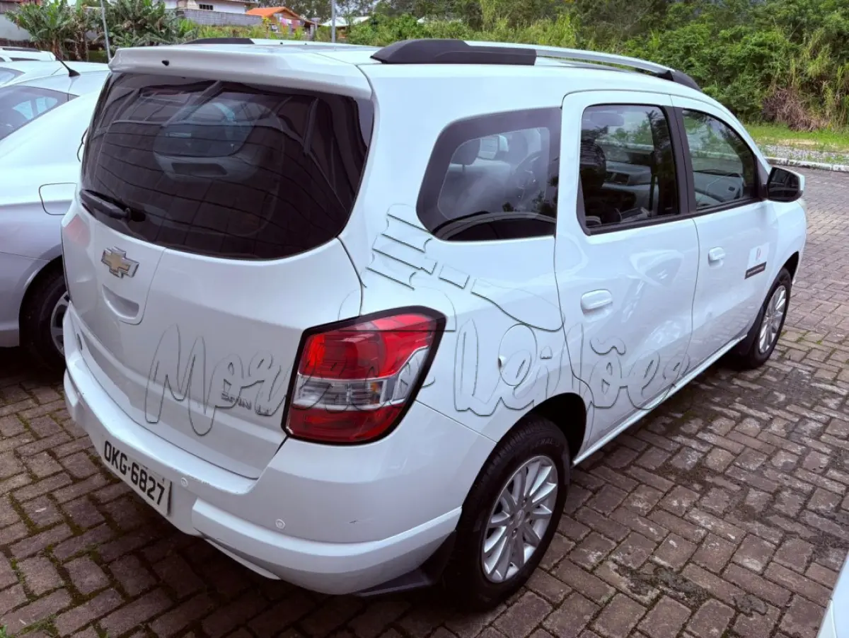 LOTE 001 - Automóvel