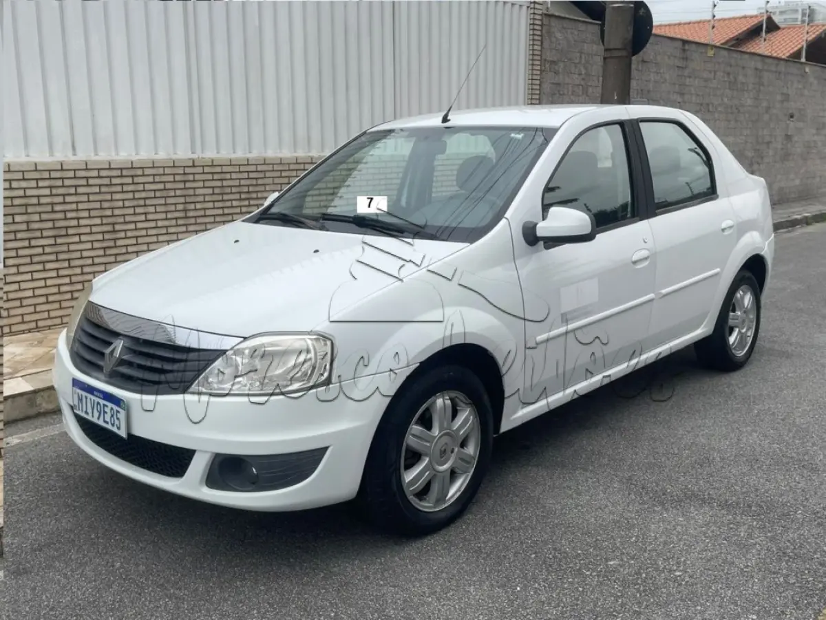 LOTE 007 - Automóvel