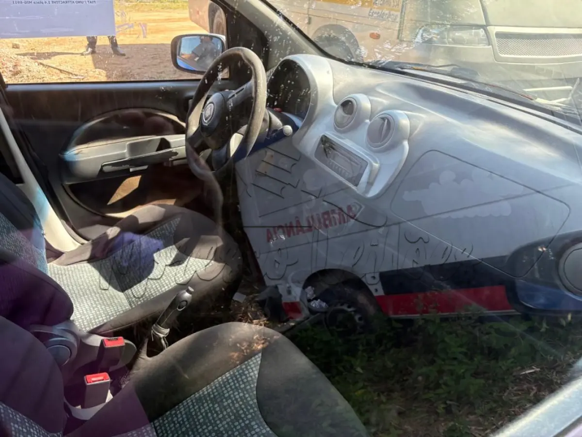 LOTE 022 - Automóvel