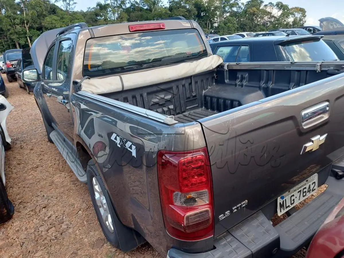 LOTE 0027