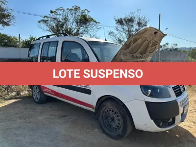 LOTE 011 - Automóvel