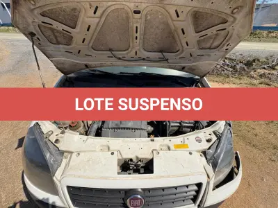 LOTE 011 - Automóvel