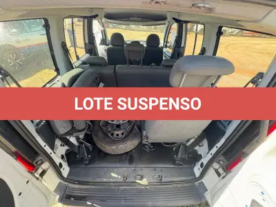 LOTE 011 - Automóvel