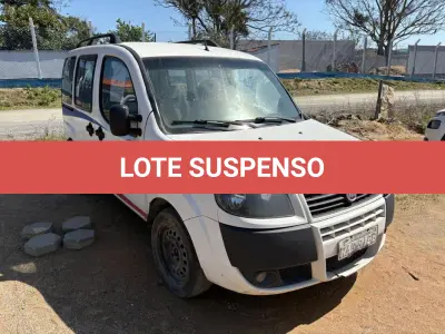 LOTE 011 - Automóvel