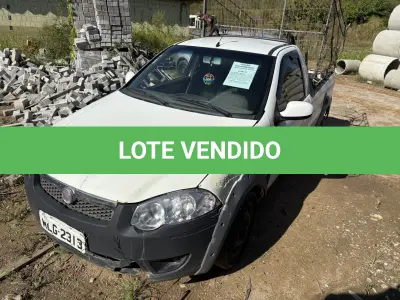LOTE 013 - Picape