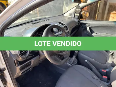 LOTE 014 - Automóvel