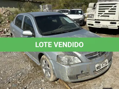 LOTE 003 - Automóvel