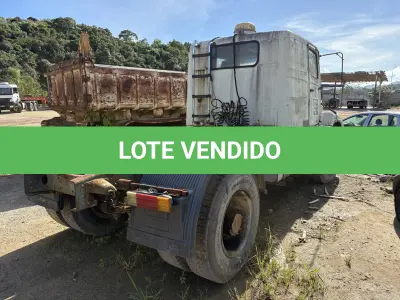 LOTE 006 - Caminhão
