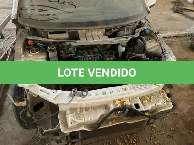 LOTE 001 - Automóvel