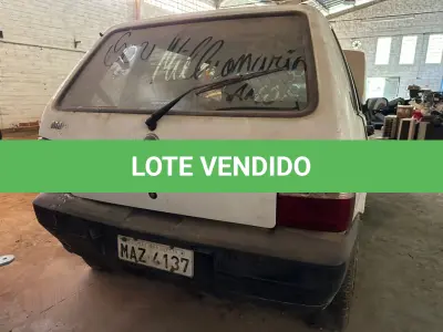 LOTE 003 - Automóvel