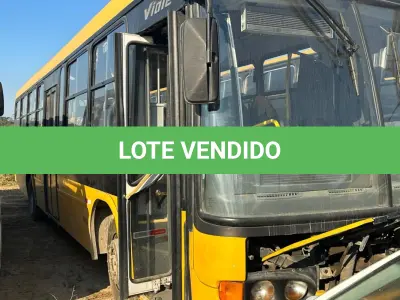 LOTE 024 - Ônibus