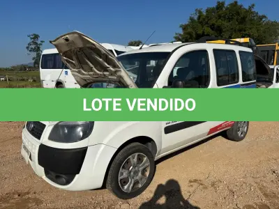 LOTE 012 - Automóveis