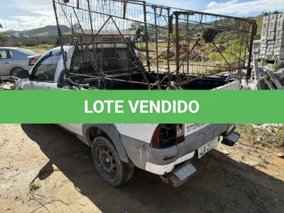 LOTE 013 - Picape