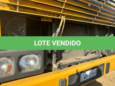 LOTE 020 - Ônibus