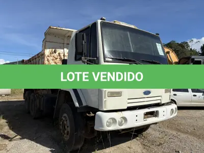 LOTE 005 - Caminhão