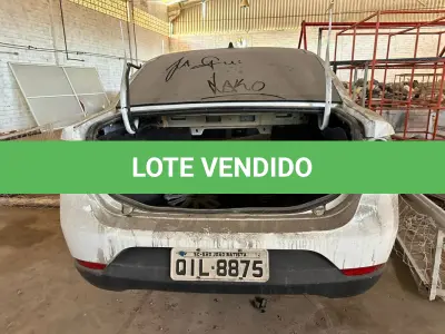 LOTE 001 - Automóvel