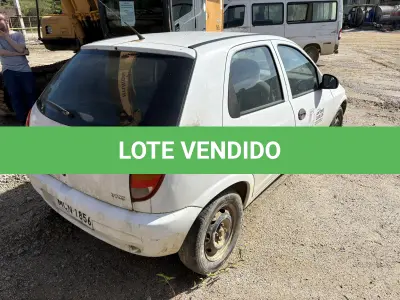 LOTE 014 - Automóvel