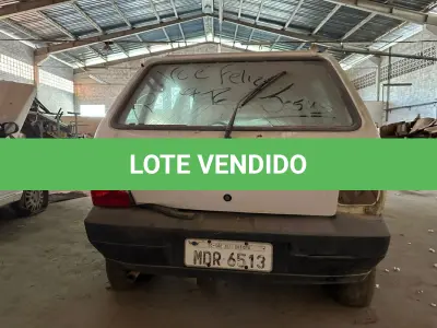 LOTE 002 - Automóvel