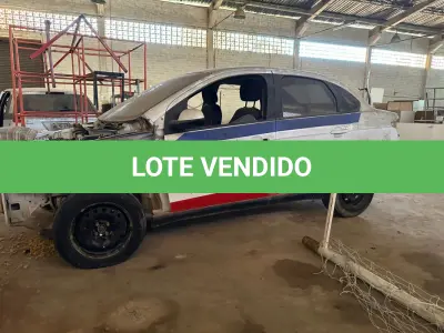 LOTE 001 - Automóvel