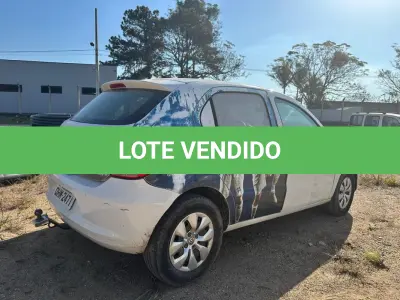 LOTE 018 - Automóvel