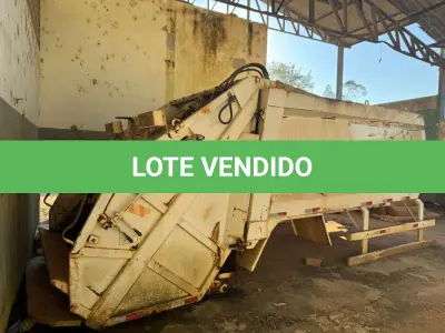 LOTE 029 - Compactador de lixo