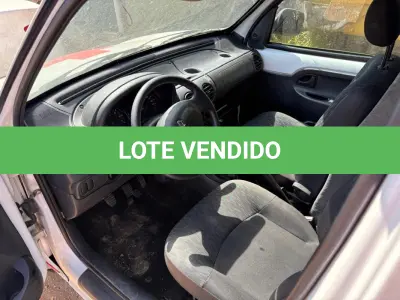 LOTE 006 - Automóvel