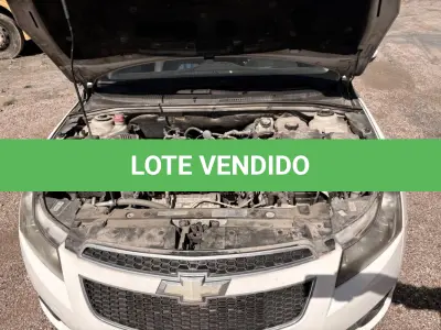 LOTE 017 - Automóvel