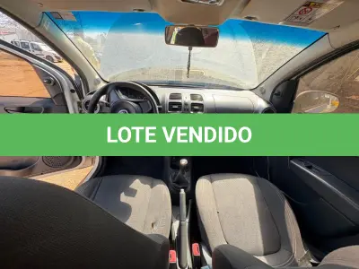 LOTE 014 - Automóvel