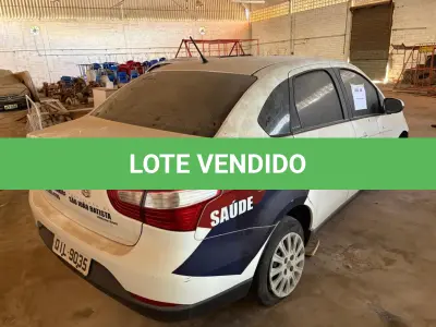 LOTE 005 - Automóvel