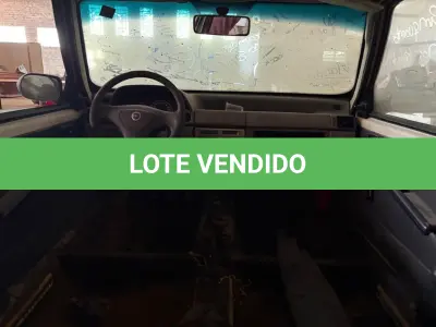 LOTE 002 - Automóvel